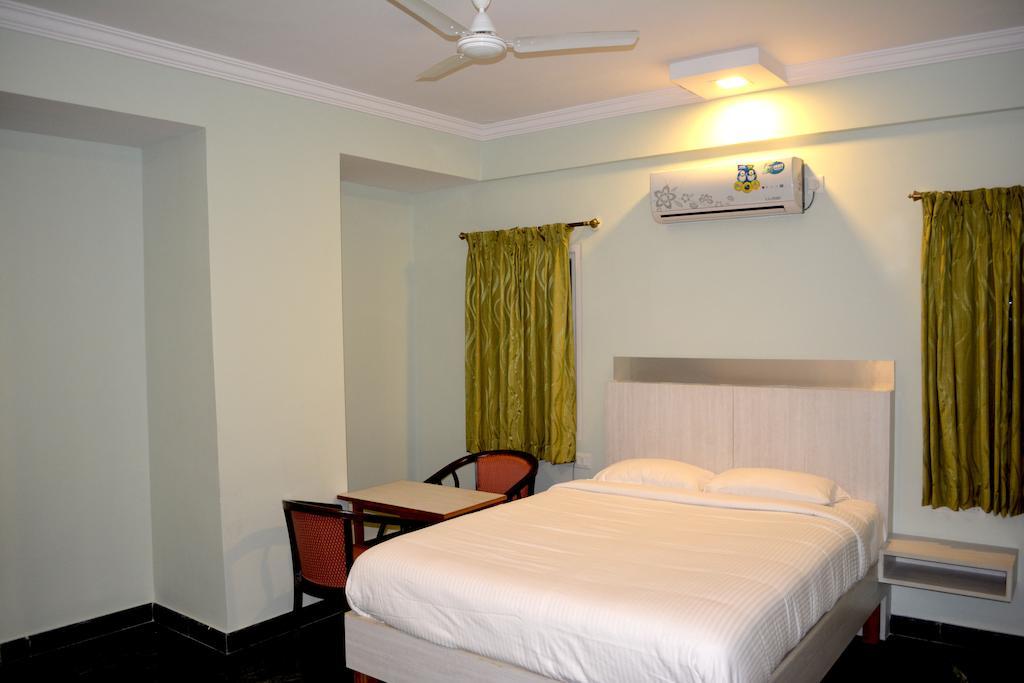 Hotel Royal Opera Bangalore Bilik gambar